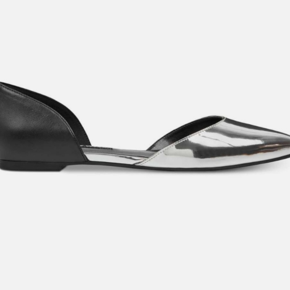 Pointed toe silver metallic flats